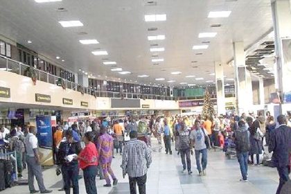 NIGERIANS AT THE AIRPORT