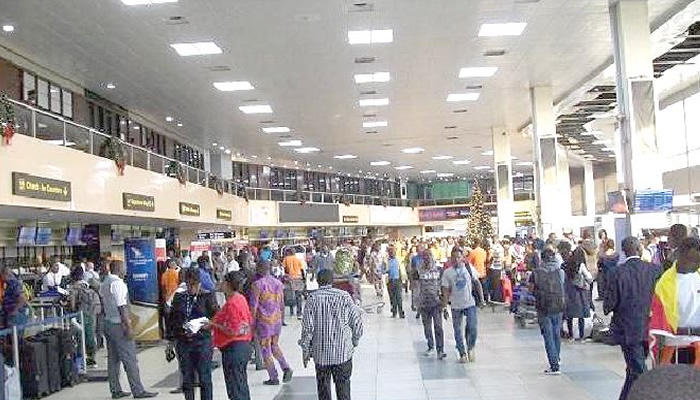 NIGERIANS AT THE AIRPORT